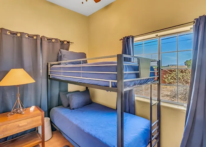 Near Mercado & Downtown - Pet Friendly - Private * Tucson