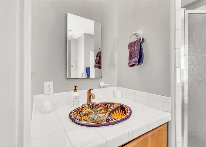 Near Mercado & Downtown - Pet Friendly - Private Tucson