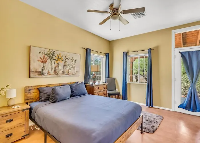 Near Mercado & Downtown - Pet Friendly - Private Holiday home Tucson