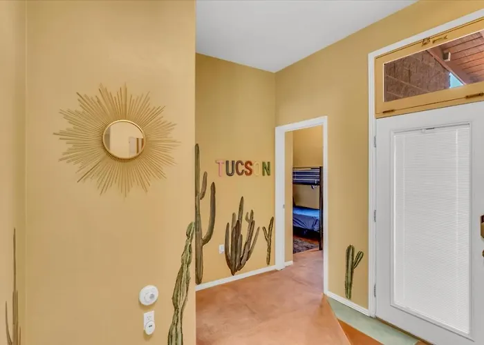 Holiday home Near Mercado & Downtown - Pet Friendly - Private