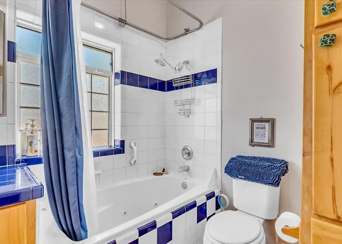 Near Mercado & Downtown - Pet Friendly - Private Holiday home *